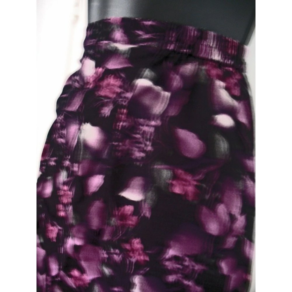 Dressbarn Size ?,tag faded, Floral, Purple Midi Skirt, check measurements
